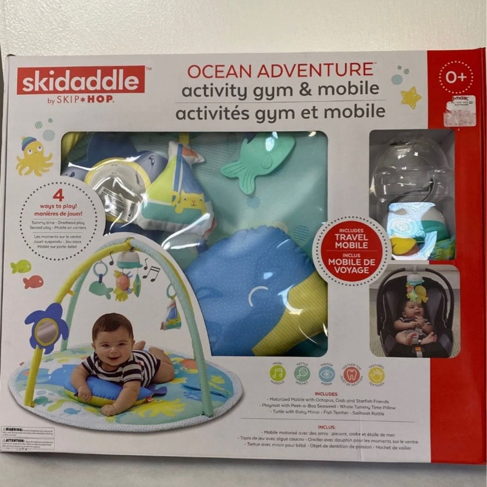NWOT. Skip Hop Infant Activity & Mobile Set